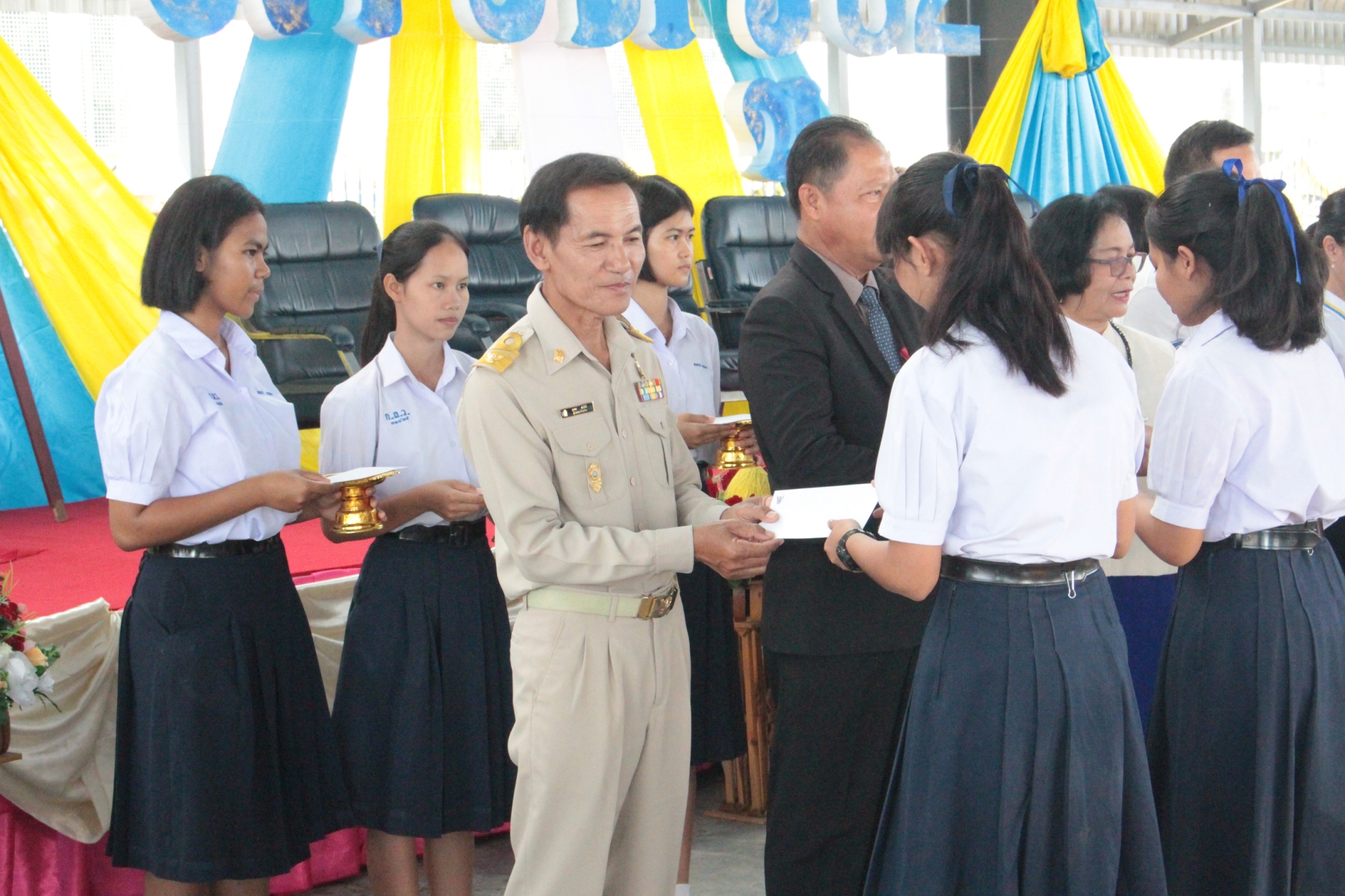 ������ 2562_190614_0458